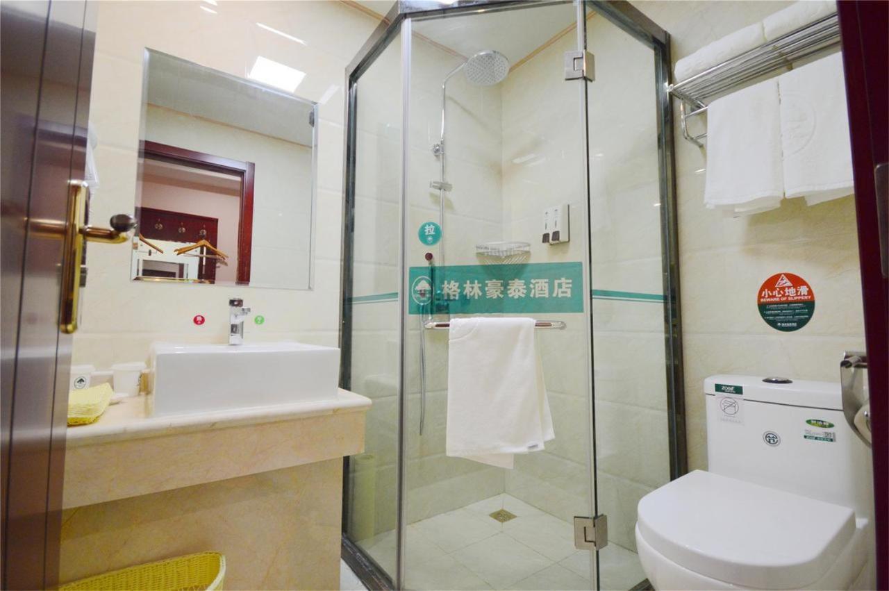 Greentree Inn Suzhou Taicang City Liuhe Town Tinghai Road Express Hotel Kültér fotó